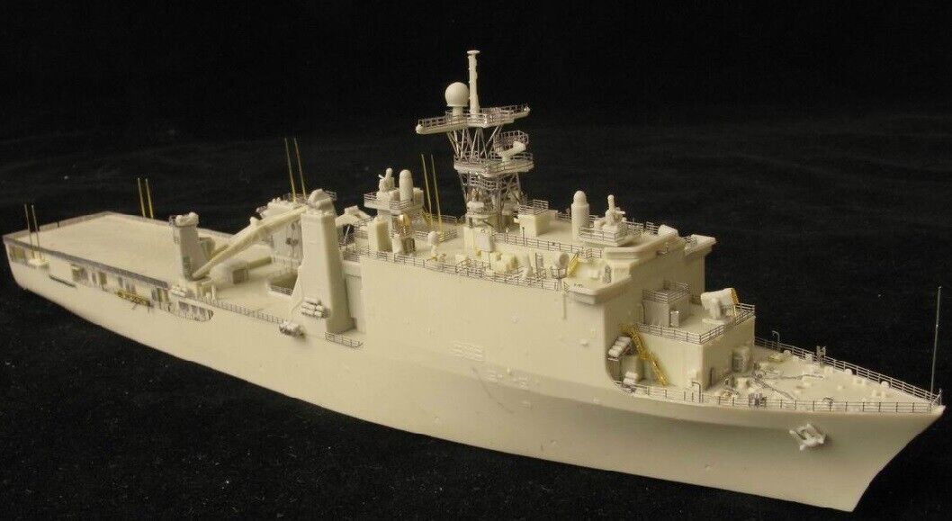 Model Kit Uss Iowa - Orange Hobby N07-090 USS Whidbey Island